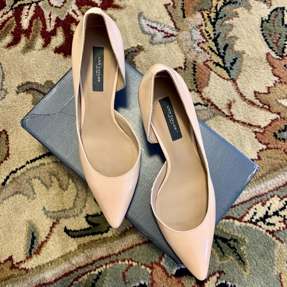 New Ann Taylor Heel